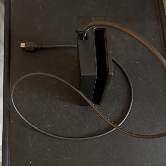 GUC Nintendo Switch Console Dock Black - Picture 4 of 4